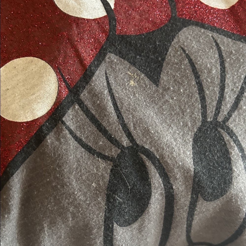 Disney Minnie Gray Tee with Red and White Bow - Picture 5 of 5